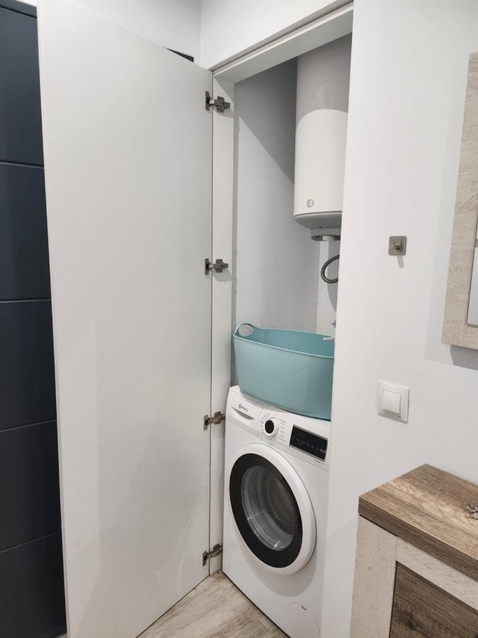 Apartamento Cerca A La Playa Фуeнхирола Екстериор снимка