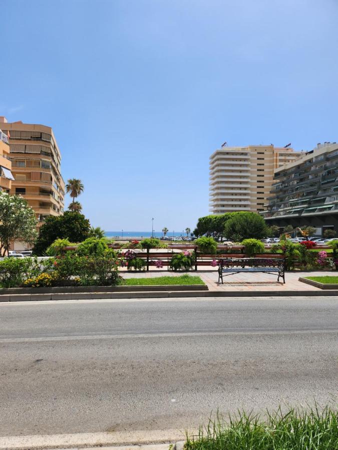 Apartamento Cerca A La Playa Фуeнхирола Екстериор снимка